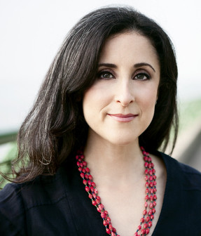Sheri Fink- Official author photo Credit Jen Dessinger.jpg